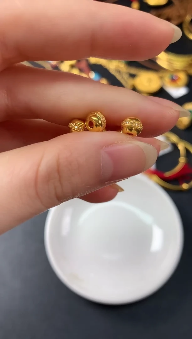 吊坠(不含链)18K金D379|88多样性发其一