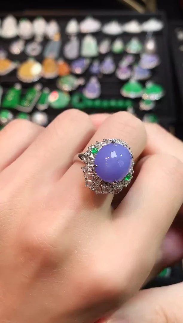 18K金镶嵌戒指翡翠紫罗兰厚庄蛋面戒指