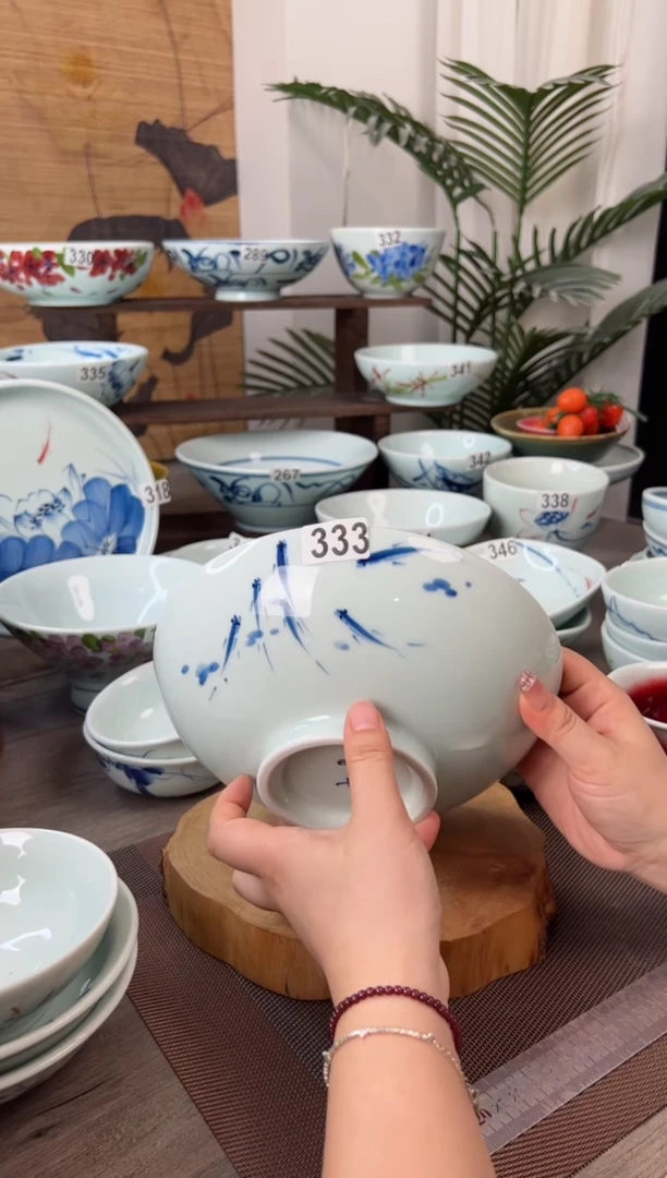 明舟中暇手绘8.3寸群鱼面碗（单只装）