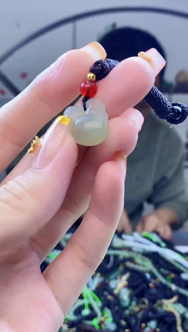 颈饰未镶嵌和田玉多样性发拍一发一