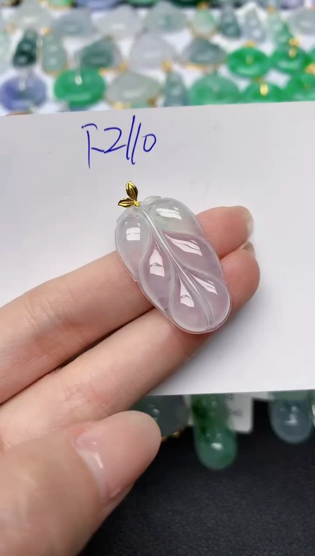 颈饰未镶嵌翡翠天然缅甸A货翡翠百元以上9元证书费自理