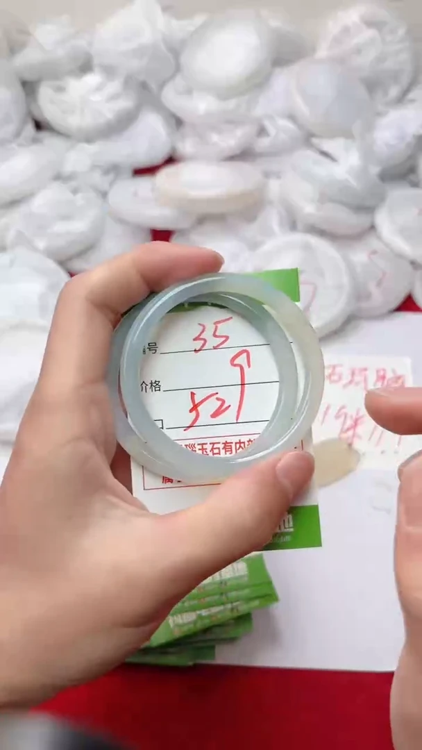 【闪购商品】玛瑙/玉髓手镯未镶嵌35