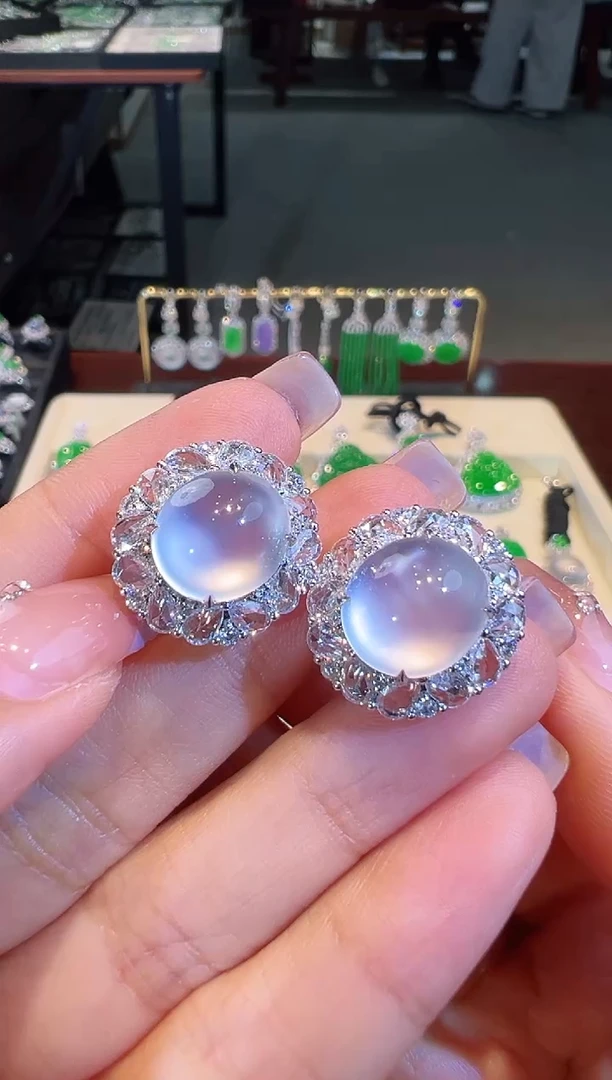 【闪购商品】翡翠耳饰18K金镶嵌翡翠