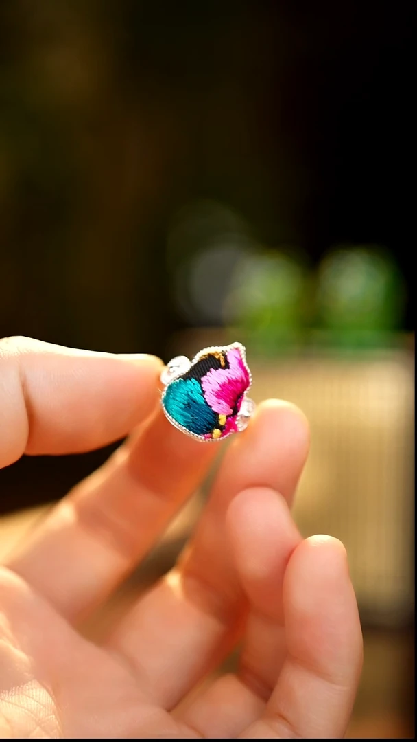 刺绣私人定制苗族手工E146