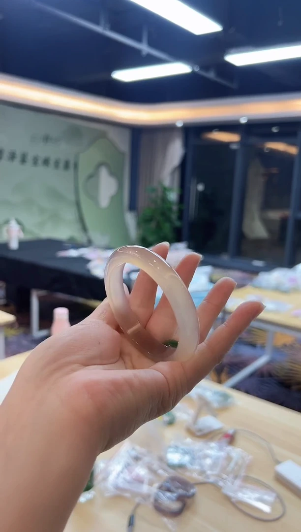 【闪购商品】玛瑙/玉髓手镯未镶嵌GS5323玛瑙肉灵芝手镯 59