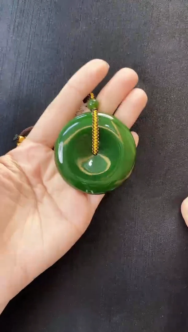 和田玉未镶嵌吊坠(不含链)多样性发一