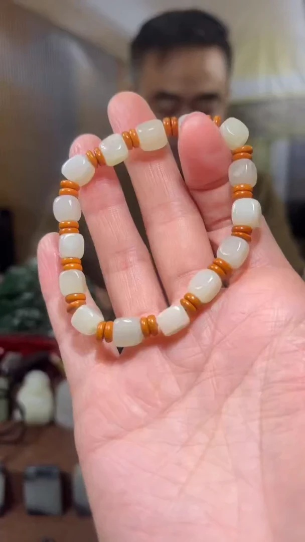 颈饰未镶嵌和田玉666