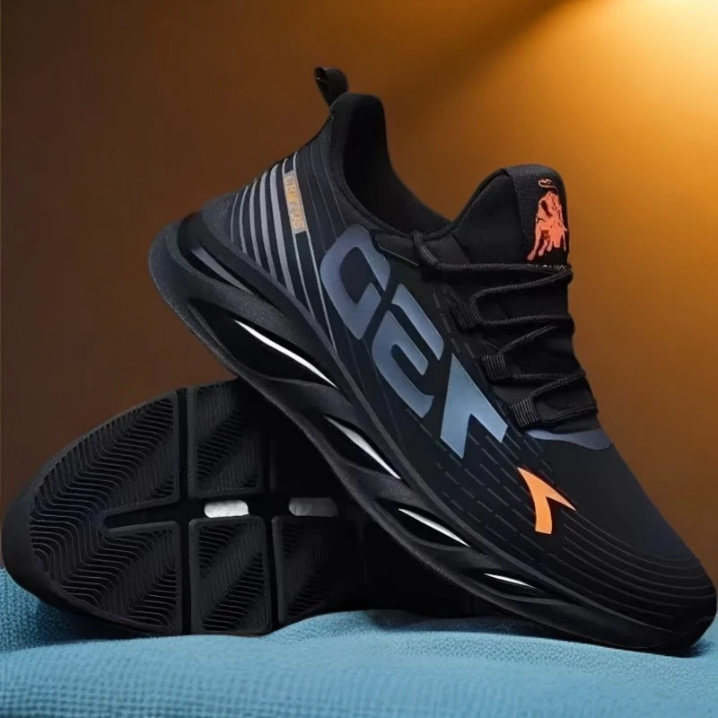 2025夏季新款男士时尚潮流百搭轻便软底透气网面休闲跑步鞋