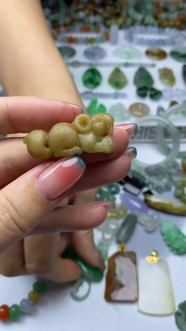 未镶嵌定制翡翠毛货定制不退不换