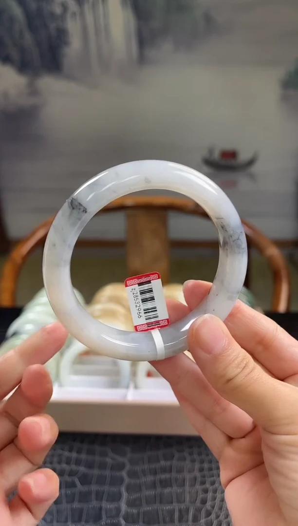 未镶嵌手镯和田玉60+圈口2966