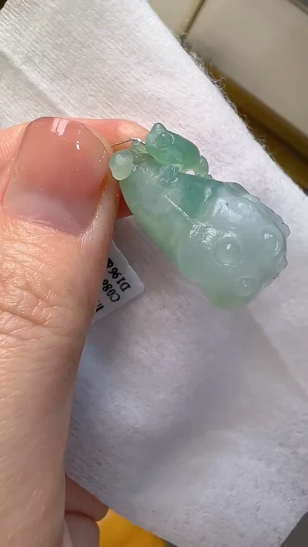 【闪购商品】定制翡翠未镶嵌多样性发货拍一发一