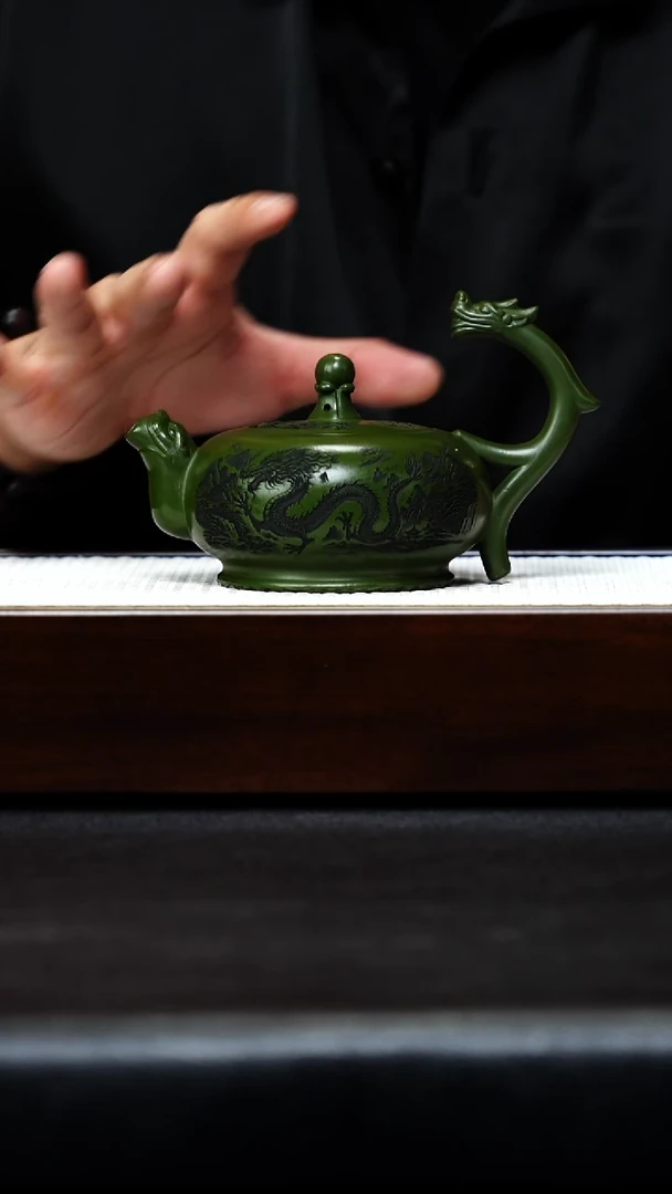 茶杯紫砂宜兴原矿纯手工紫砂 双龙戏珠 景州墨绿泥