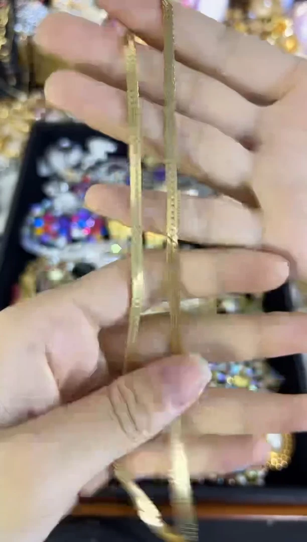 合金无铜合金中古首饰会有瑕疵请确认好成色尺寸在拍！