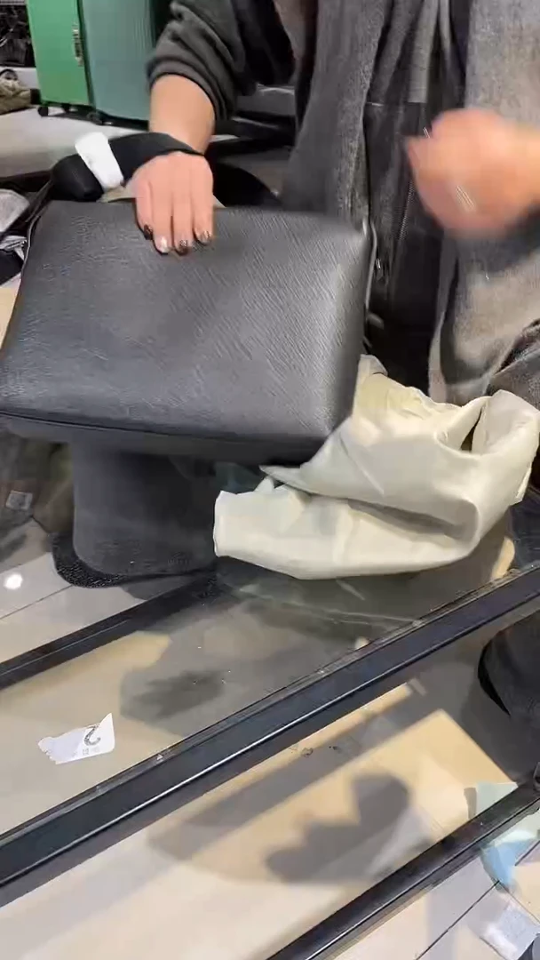 头层牛皮852品牌男包清货中（不要卡单，理性消费）