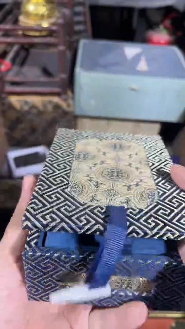 【闪购商品】滴血莲花菩提吊坠1