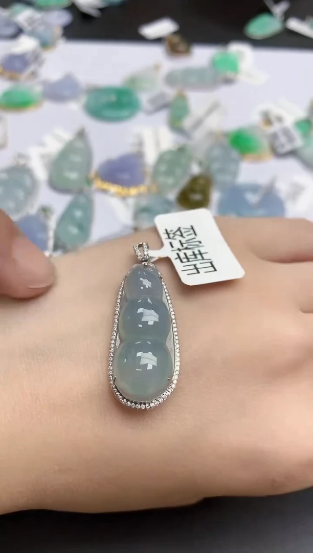【闪购商品】翡翠颈饰18K金镶嵌天然缅甸翡翠A货