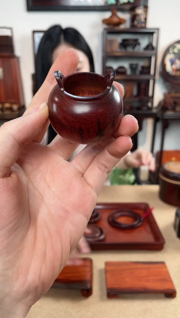 紫檀木类成套家具香炉