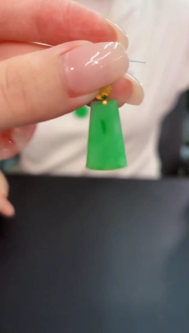 翡翠18K金镶嵌颈饰 缅料A货/支持复检/一件