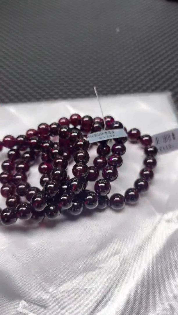 【闪购商品】石榴石手串未镶嵌多样性发1件