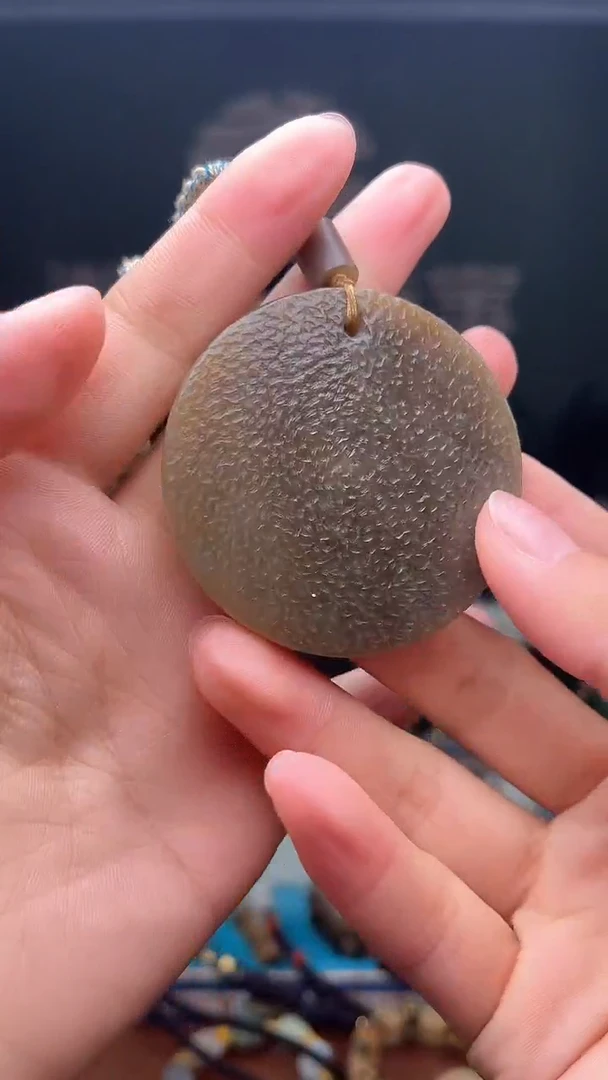 未镶嵌和田玉挂件1