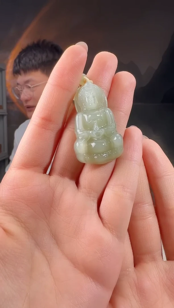 颈饰未镶嵌和田玉观音
