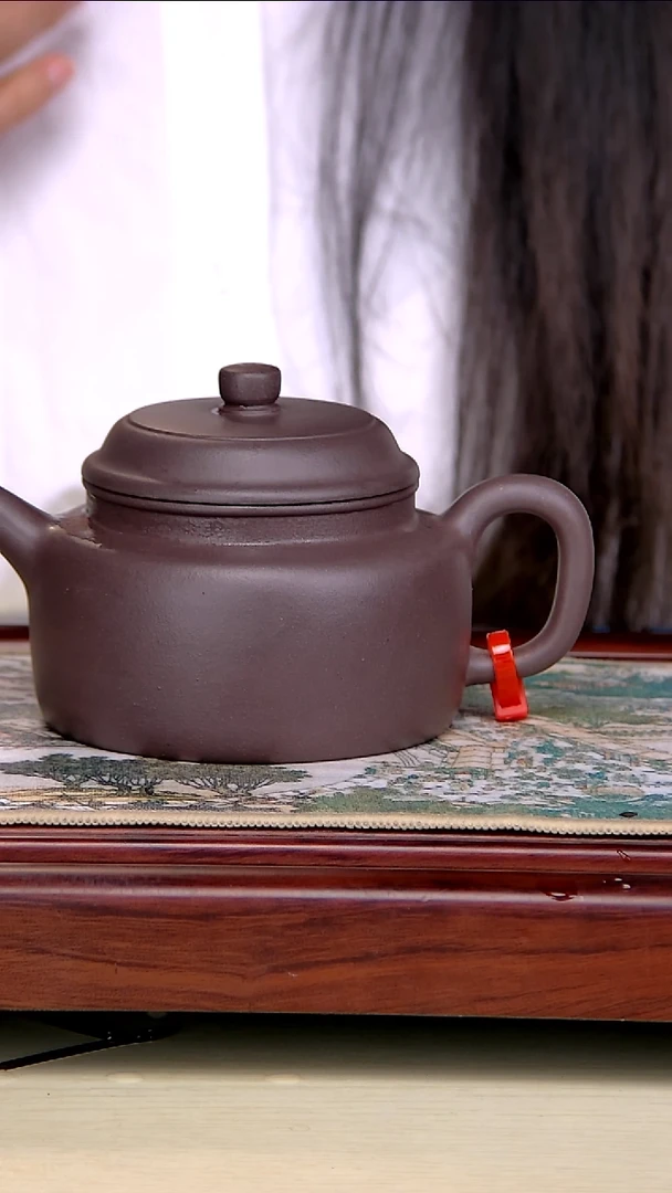 茶壶紫砂清灰紫德钟350cc(壶身有一个凸点）