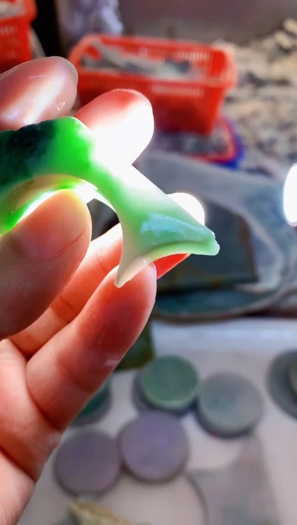 【闪购商品】翡翠颈饰未镶嵌0东0翡翠珠宝99