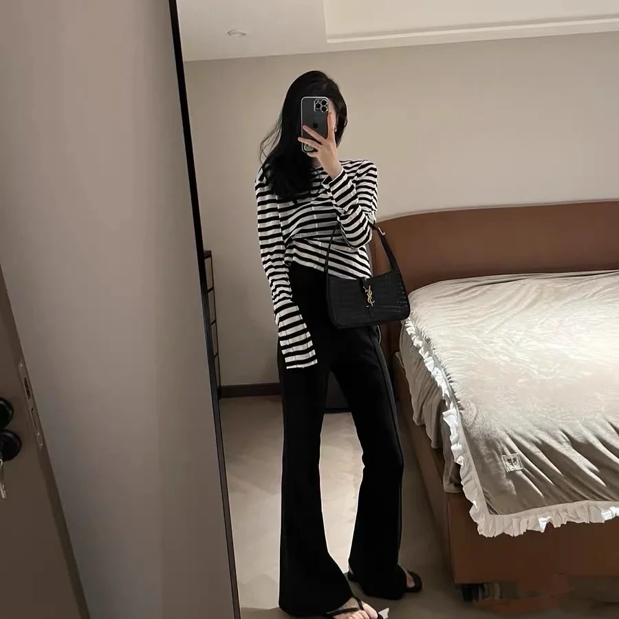 张十柒服饰 款号7796 女神绝绝子好穿的微喇女神裤G16