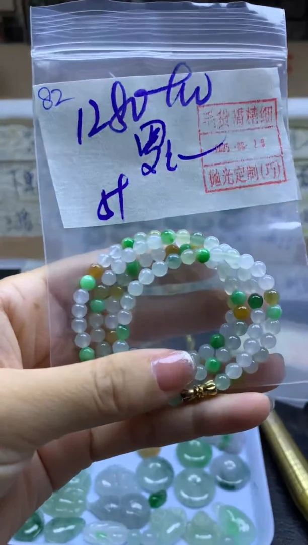 未镶嵌定制翡翠罗*82珠串卡5*1290元毛货需精抛光