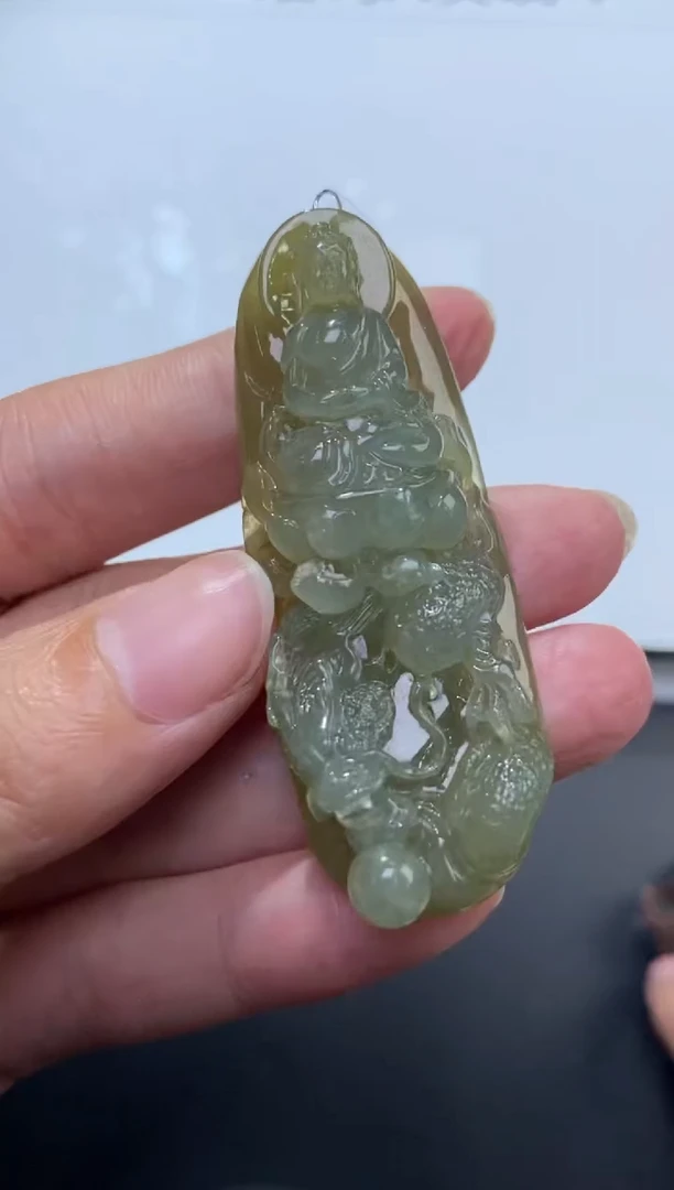 未镶嵌挂件翡翠374427    多人