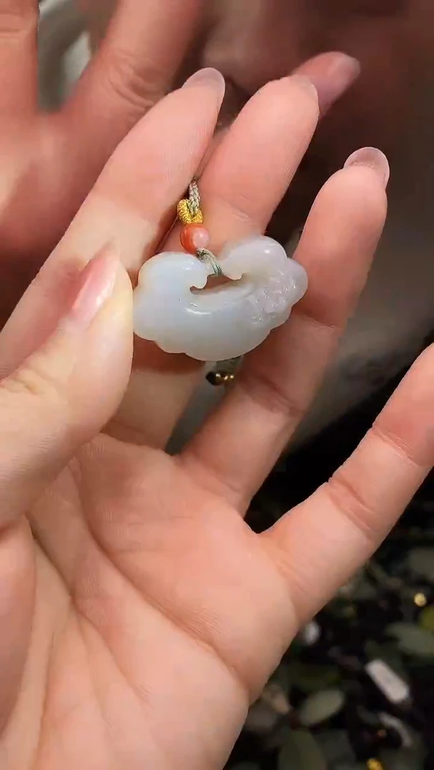 颈饰未镶嵌和田玉多样性发货，拍一发一