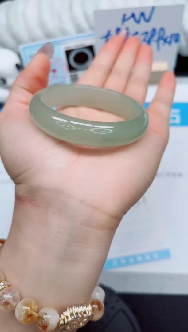 石英质玉手镯未镶嵌77-50.9