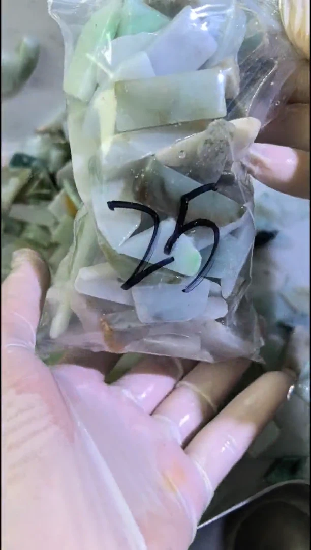 【闪购商品】翡翠颈饰未镶嵌天然翡翠中号500克25