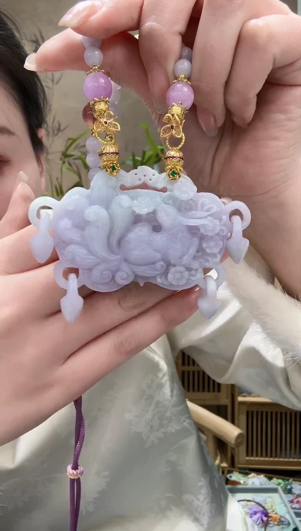 【闪购商品】翡翠颈饰未镶嵌吊坠
