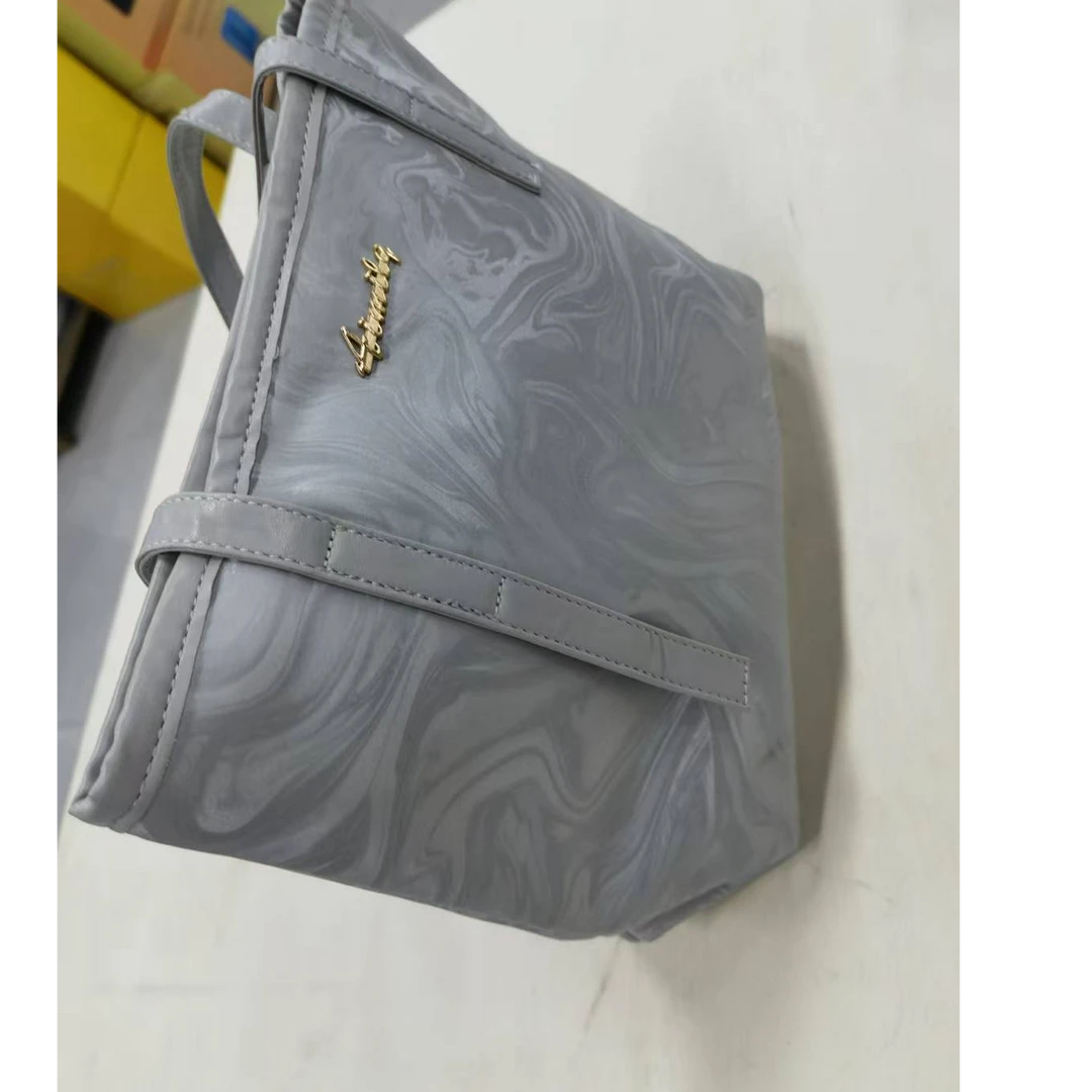 【宠粉福利】新款时尚单肩通勤购物袋托特