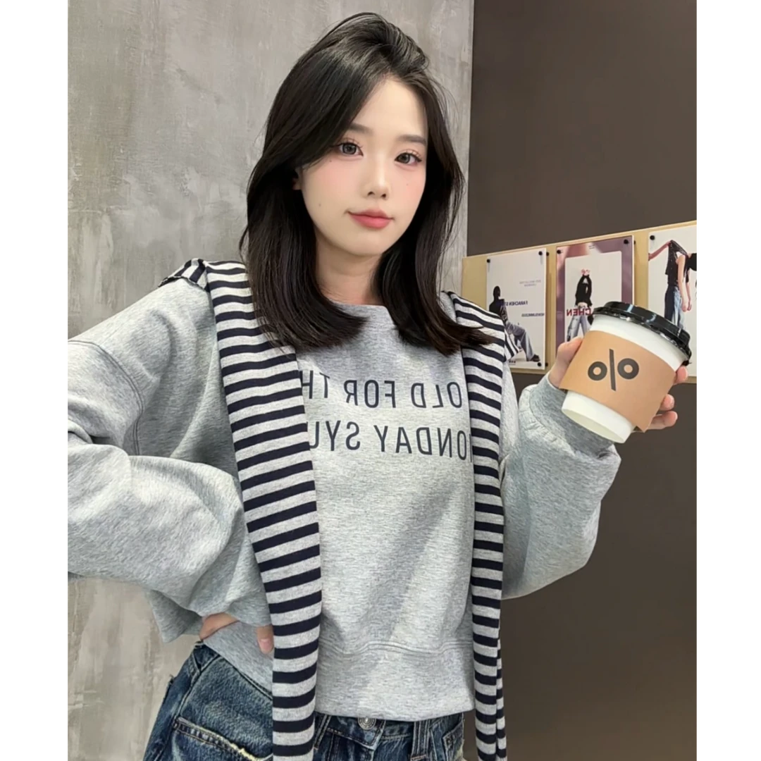 【双11降温大促】M063塑造精致-韩系短款字母透气设计感圆领上衣