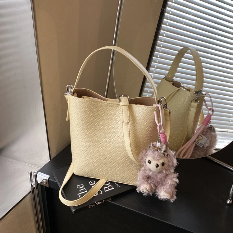 D001-D020琪琪女包2号店单肩斜挎包包