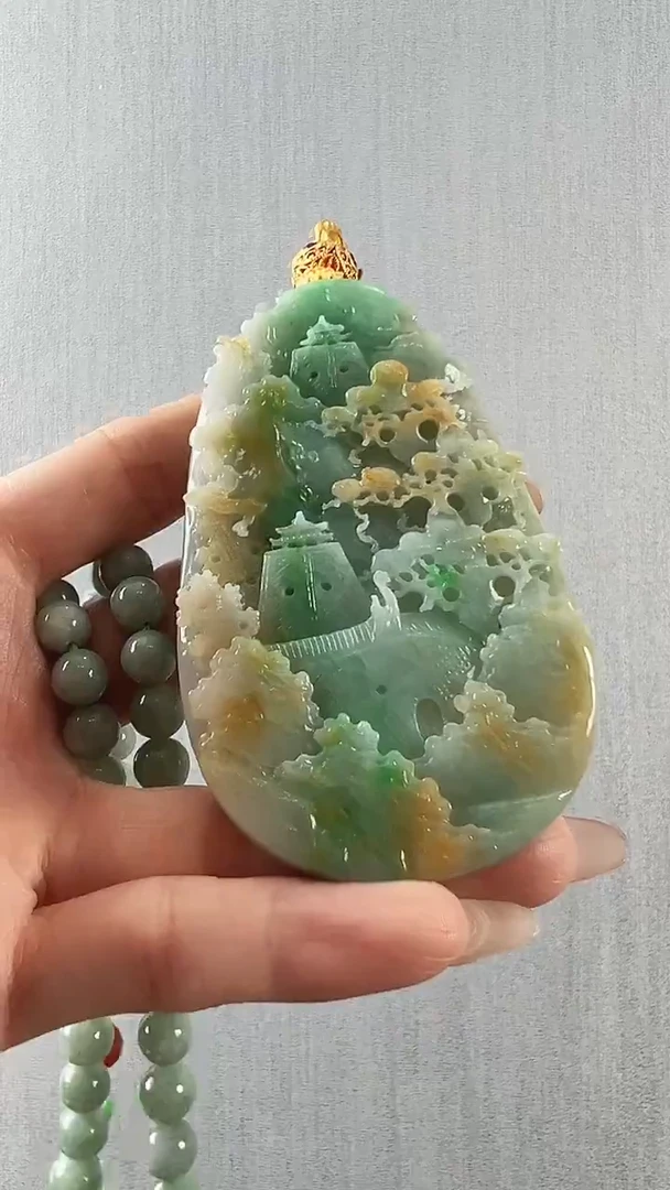 颈饰未镶嵌翡翠山水