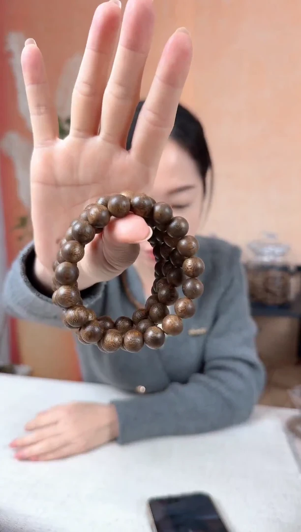 沉香沉香碎屑070沉香99沉圆珠单圈卡1.0多样性发其一