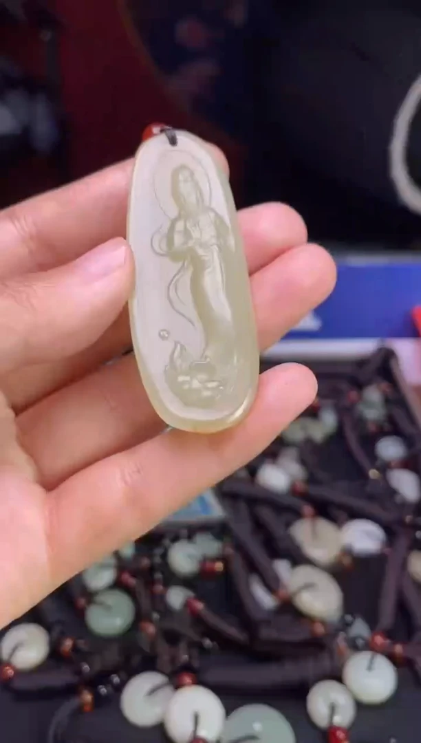 未镶嵌和田玉挂件1