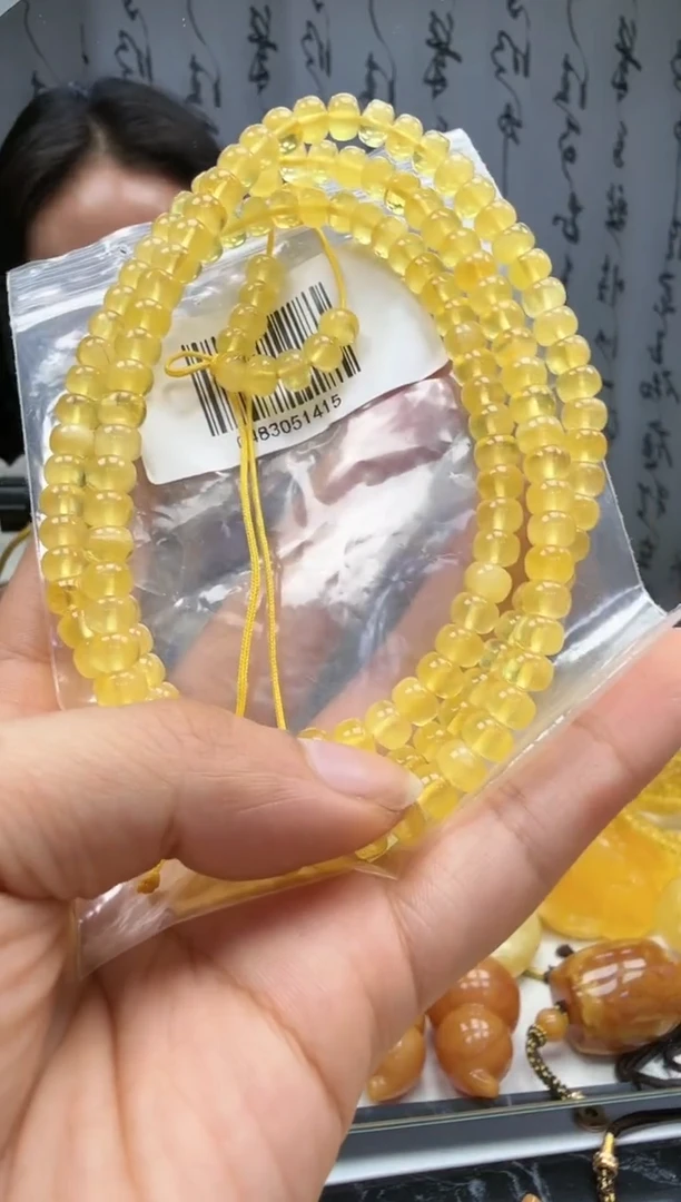 裸石琥珀未镶嵌如图