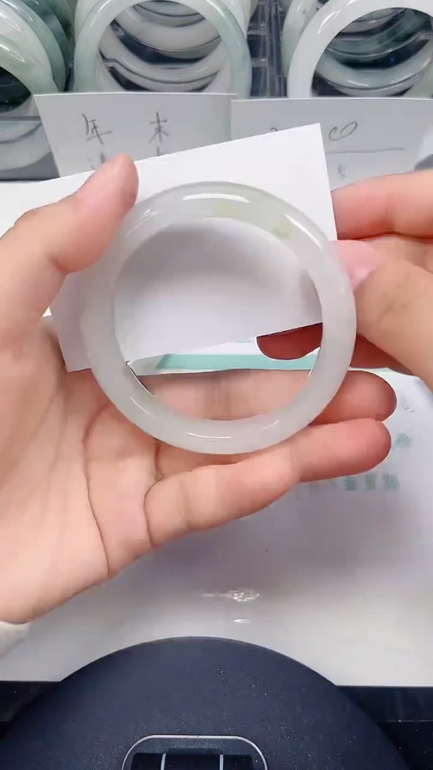 未镶嵌手镯石英质玉18-54/55