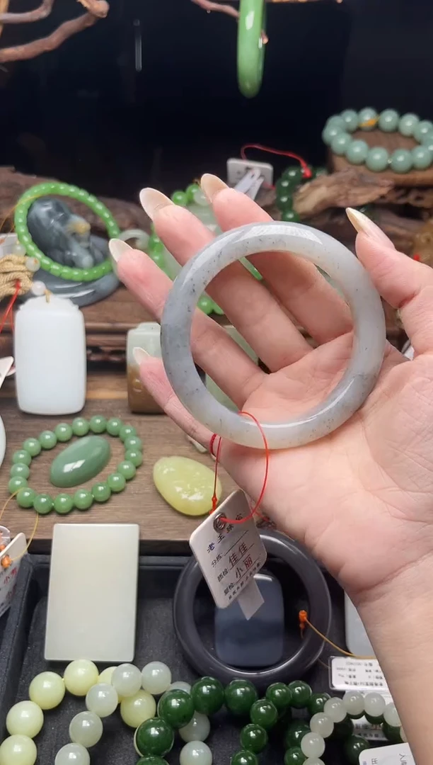 未镶嵌手镯和田玉新疆黑山 56圈9012216