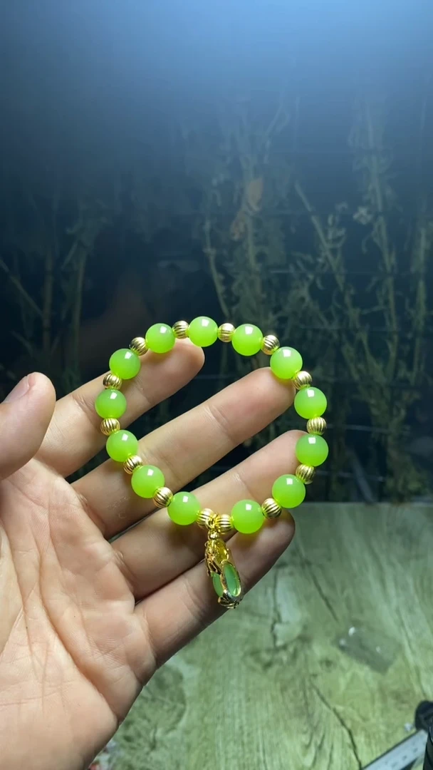 2340    精美手串