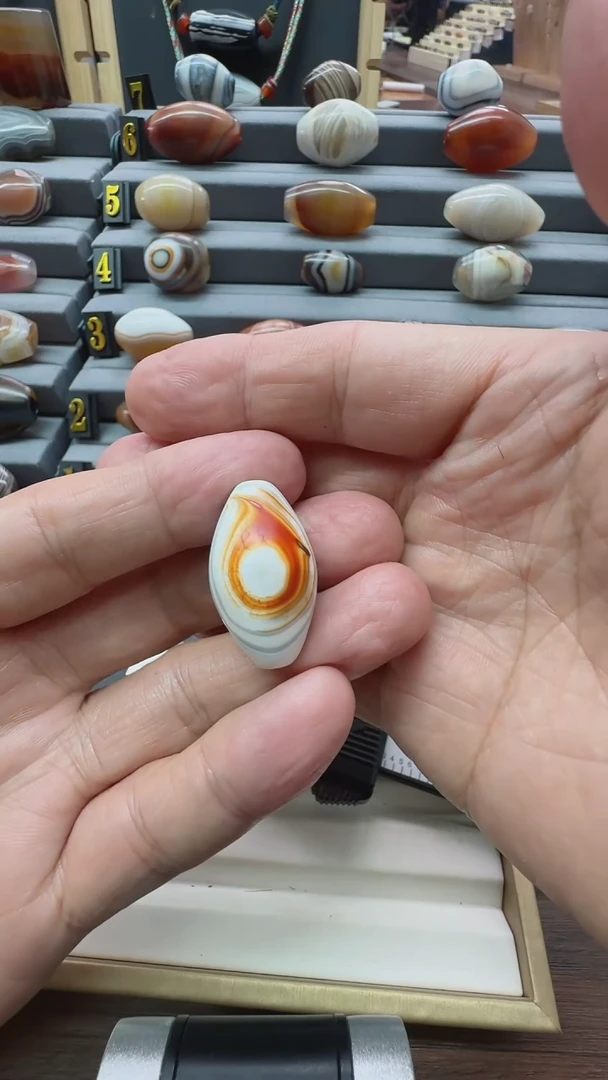 未镶嵌颈饰玛瑙/玉髓玛瑙31*17