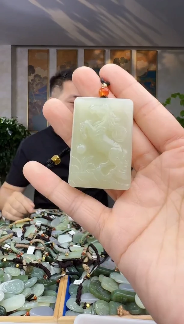 未镶嵌和田玉挂件拍一发一