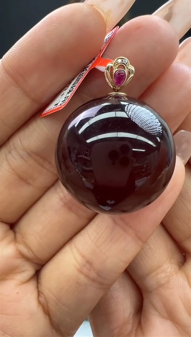 【闪购商品】琥珀颈饰18K金镶嵌78秒拍号