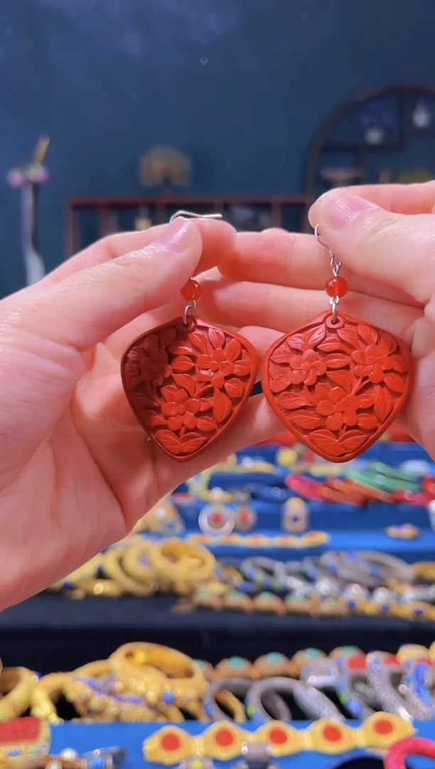 【闪购商品】非遗绝技 雕漆心形耳环