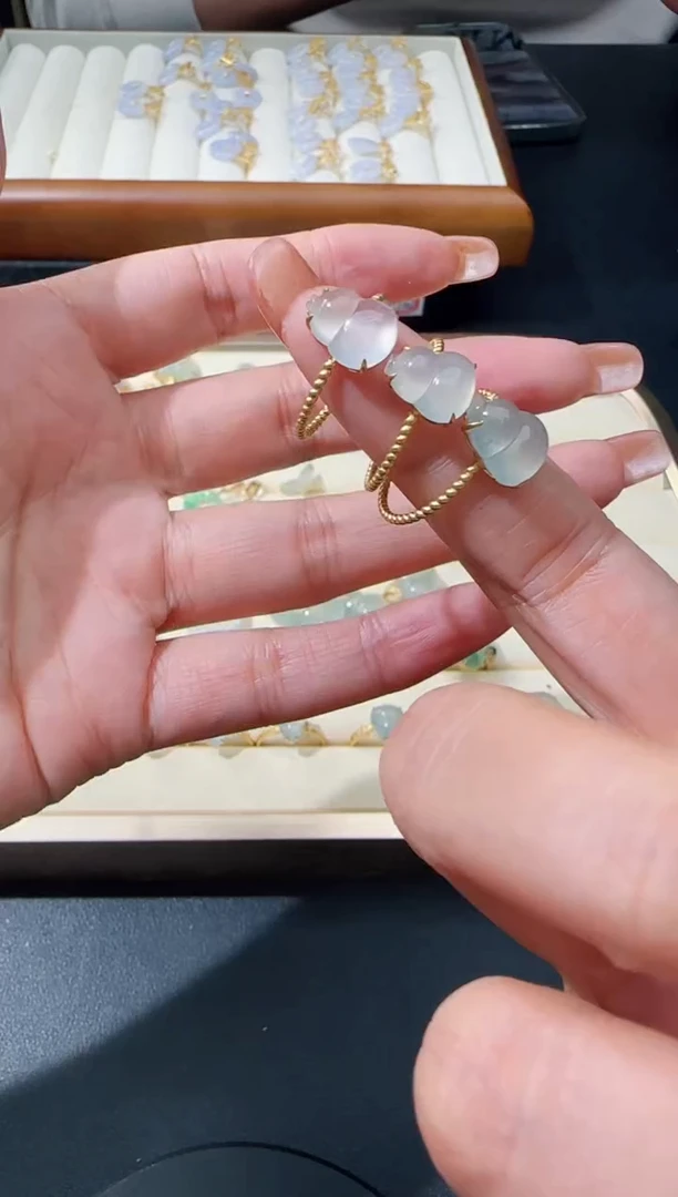 【闪购商品】翡翠戒指18K金镶嵌多样性发一件TZG0115217