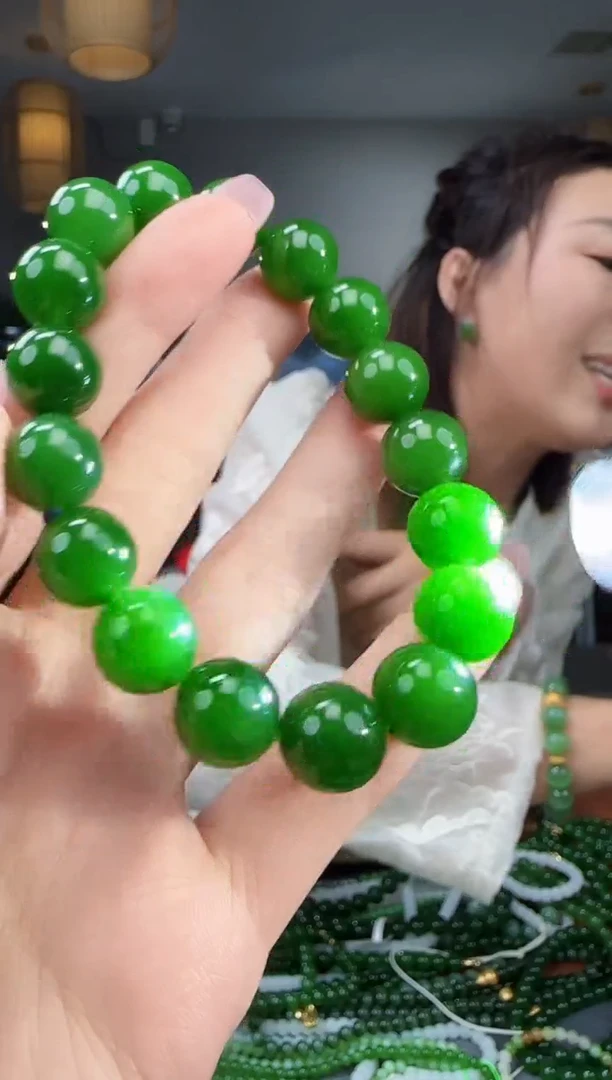 未镶嵌手链和田玉卡12